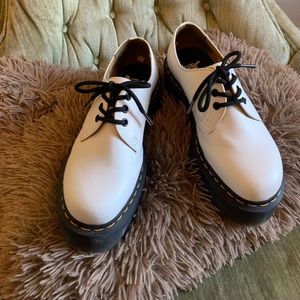 DR. MARTENS 1461 WHITE PLATFORM OXFORDS